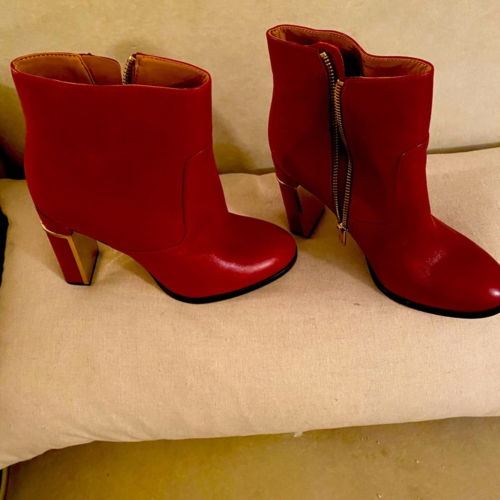 Calvin Klein Women’s Karlia Ankle Boots